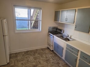 129 S 9th St, Unit 5 in Chesterton, IN - Building Photo - Building Photo
