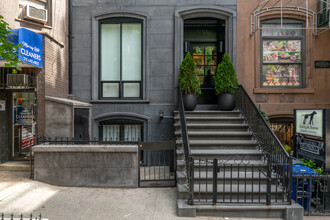 131 E 39th St in New York, NY - Building Photo - Building Photo