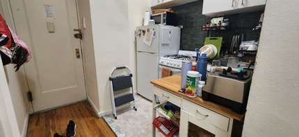 203 W 85th St in New York, NY - Building Photo - Building Photo