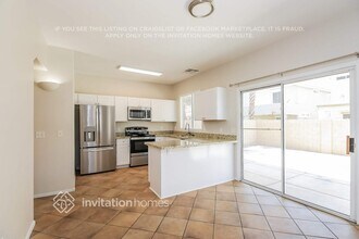 1354 S Longspur Ln in Gilbert, AZ - Building Photo - Building Photo