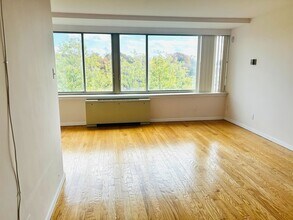 1210 N Taft St in Arlington, VA - Building Photo - Building Photo