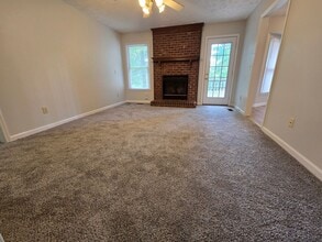 7109 Dayspring Dr in Fayetteville, NC - Building Photo - Building Photo