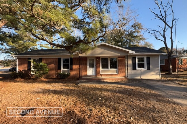 property at 2601 Downs Pl