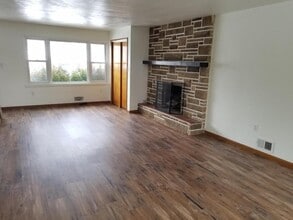 304 Beech Spring St in Johnstown, PA - Building Photo - Building Photo