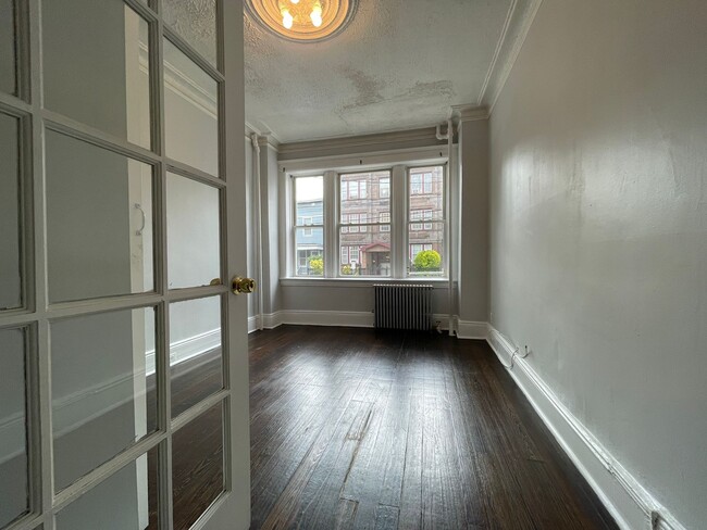 16 Rutgers Ave in Jersey City, NJ - Foto de edificio - Building Photo