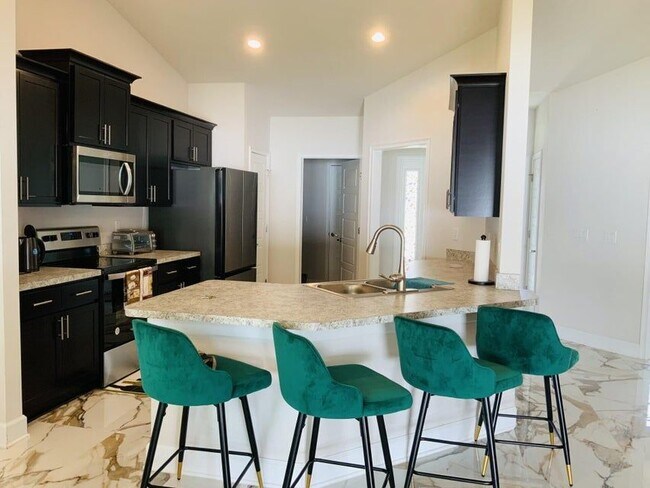 362 Garvey Rd in Palm Bay, FL - Building Photo - Building Photo