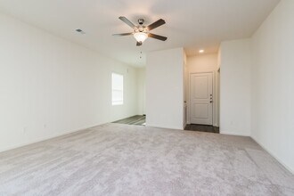 15310 Abella Dr in Montgomery, TX - Building Photo - Building Photo