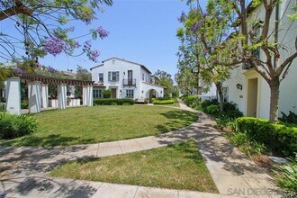 360 Santa Maria St in Anaheim, CA - Building Photo - Building Photo