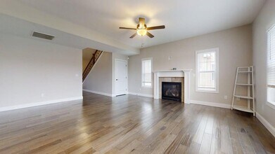 1318 Myrtle Beach Ave in Champaign, IL - Building Photo - Building Photo