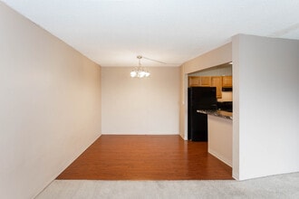 The Triad Apartments in Williamsville, NY - Building Photo - Interior Photo