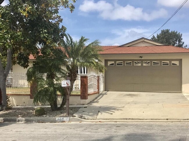 property at 3129 Glenn Rd