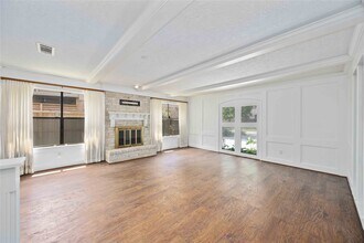 1711 Woodland Springs St in Houston, TX - Building Photo - Building Photo