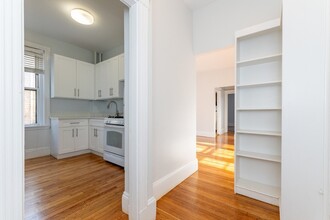 30 Kilsyth Rd, Unit 3 in Brookline, MA - Building Photo - Building Photo