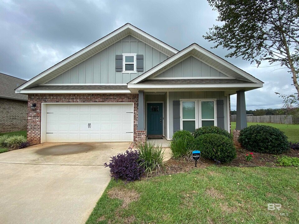 9787 Volterra Ave in Daphne, AL - Building Photo