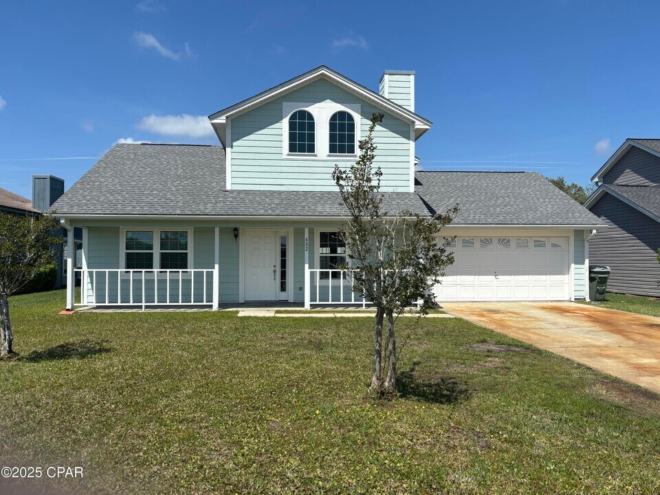 602 Lori Ln in Lynn Haven, FL - Building Photo