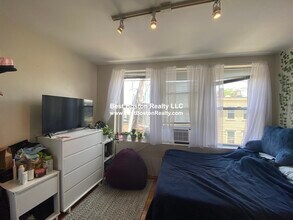 54 Kelly Rd in Cambridge, MA - Building Photo - Building Photo