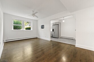 482 Joralemon St in Belleville, NJ - Building Photo - Building Photo