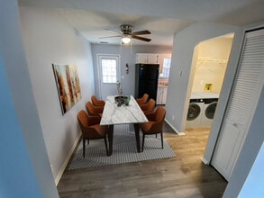337 Prairie Dr, Unit D in Louisville, KY - Building Photo - Building Photo