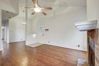 700 S 1st St in Austin, TX - Building Photo - Building Photo