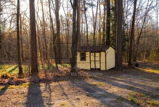 12421 Perrywinkle Rd in Glen Allen, VA - Building Photo - Building Photo