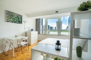 1555 Boul. René-Lévesque O in Montréal, QC - Building Photo