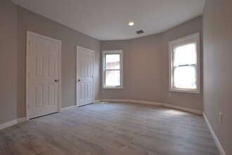 11 Greylock Rd, Unit 2 in Boston, MA - Building Photo - Building Photo