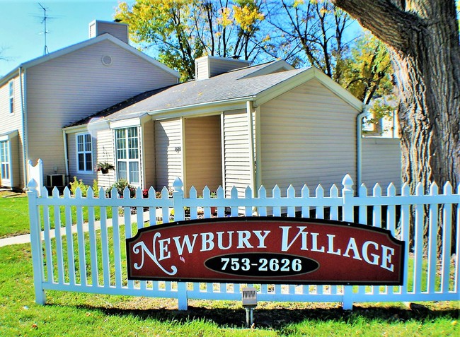 Newbury Village Burlington Cooperative in Burlington, IA - Building Photo - Building Photo