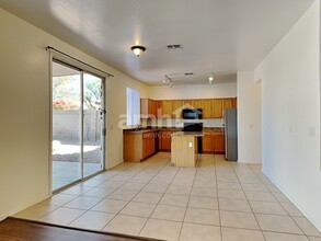 16258 W Larkspur Dr in Goodyear, AZ - Building Photo - Building Photo