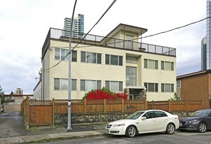 Dow 3 in Burnaby, BC - Building Photo
