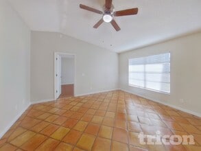 2981 Snow Dr in Deltona, FL - Building Photo - Building Photo