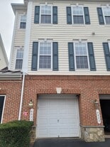 6831 Hampton Bay Ln in Gainesville, VA - Building Photo