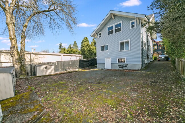 1111 29th Ave in Seattle, WA - Building Photo - Building Photo