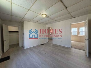 219 W Louisiana St in Evansville, IN - Foto de edificio - Building Photo
