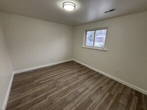 6826 E 3rd Ave in Gary, IN - Building Photo - Building Photo