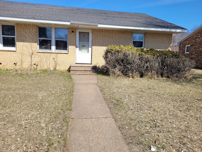 property at 3204-3206 Runway Ave