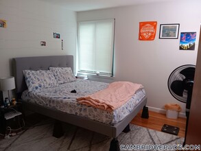 20 Hubbard Ave in Cambridge, MA - Building Photo - Building Photo