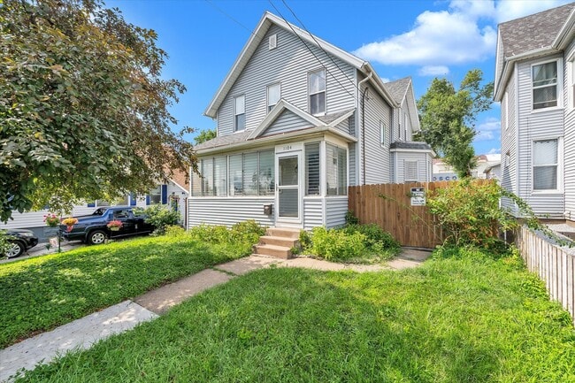 property at 1104 W 4th St