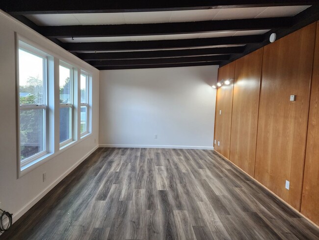 property at 1021 Forson Rd