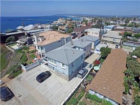 Cabo Santa Cruz in San Diego, CA - Building Photo