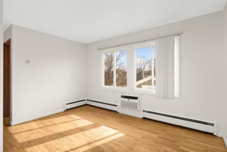 3308 Girard Ave S in Minneapolis, MN - Building Photo - Building Photo