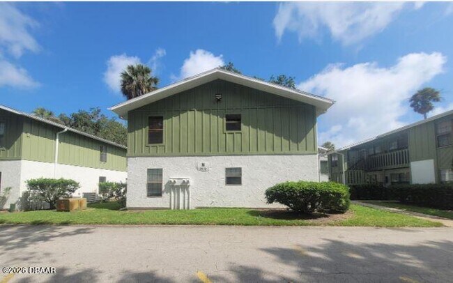 840 Center Ave in Holly Hill, FL - Building Photo - Building Photo