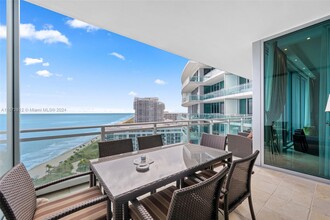 10295 Collins Ave, Unit 1605 in Bal Harbour, FL - Foto de edificio - Building Photo