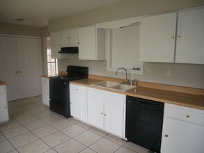 1832 Greeno Dr in Horn Lake, MS - Building Photo - Building Photo