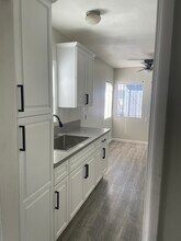 6131 E Olympic Blvd in Los Angeles, CA - Building Photo - Building Photo