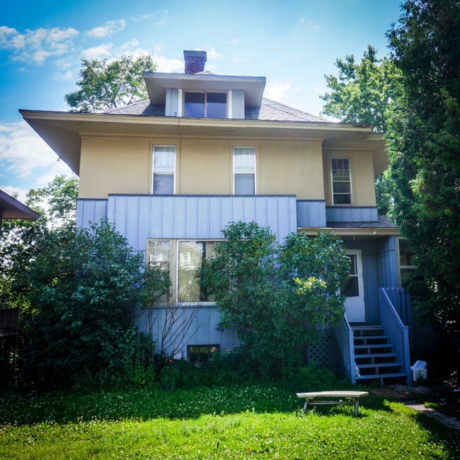 property at 1846 Woodland Ave