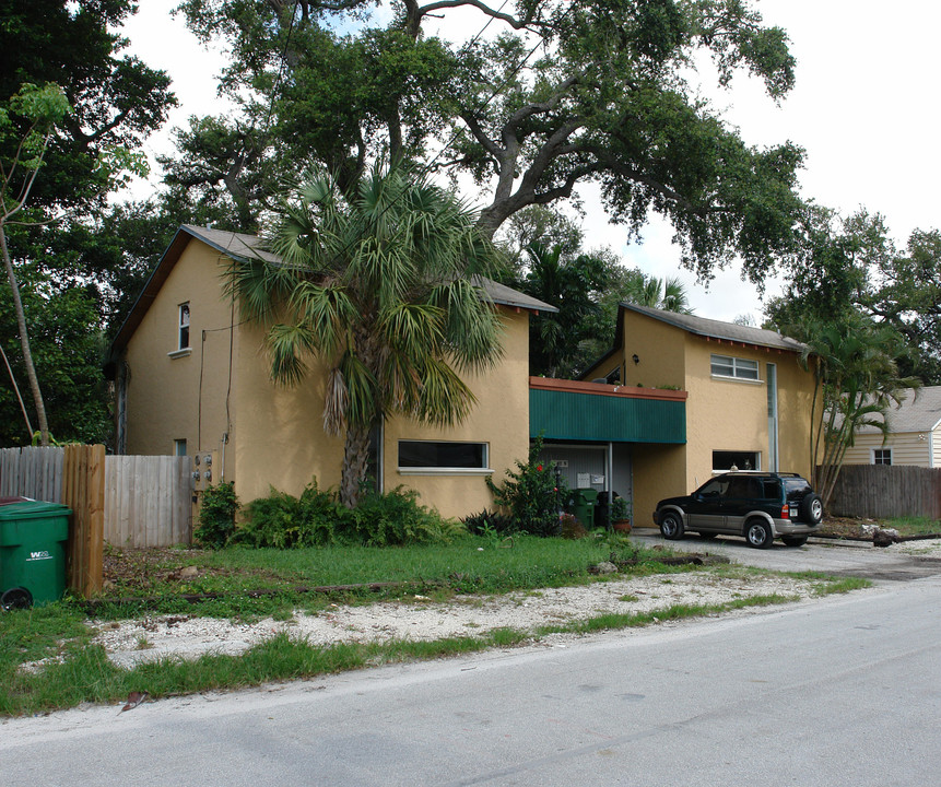 411 SW 8th Ave in Fort Lauderdale, FL - Building Photo