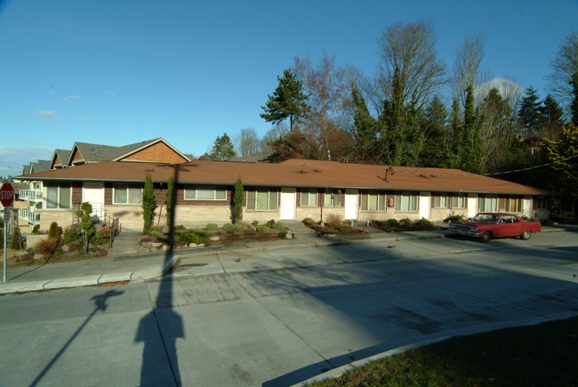 California Avenue Apartments in Seattle, WA - Foto de edificio - Building Photo