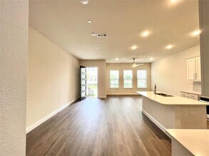 4728 Corriente Vista Ln in McKinney, TX - Building Photo - Building Photo