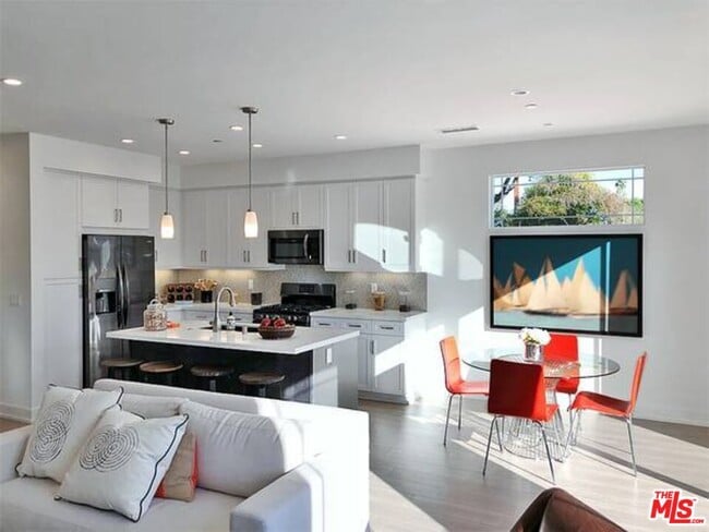 property at 7105 Tampa Ave