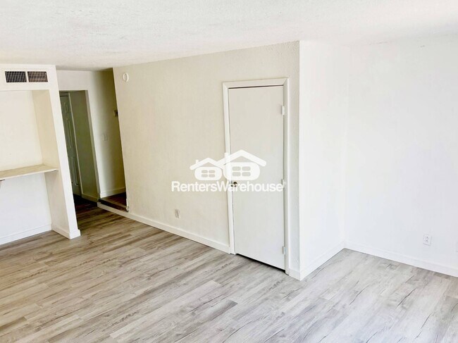 2832 E Marconi Ave in Phoenix, AZ - Building Photo - Building Photo